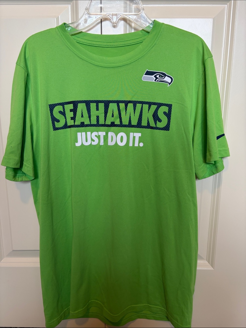 Nike Men’s Seattle Seahawks Lime Green Short-Sleeve Performance Tee